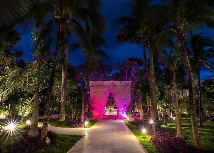 Resort Viva Azteca By Wyndham, A Trademark