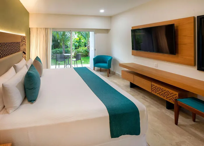 Viva Azteca By Wyndham, A Trademark Resort Playa del Carmen