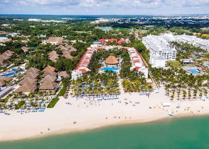 Viva Azteca By Wyndham, A Trademark Resort 4*